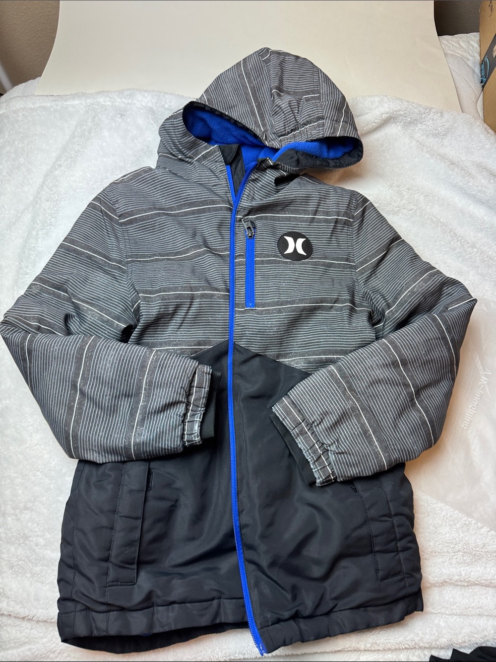 Boys Hurley Blk Gray Striped Hooded Jacket with Blue Trim | medium 10-12 years.